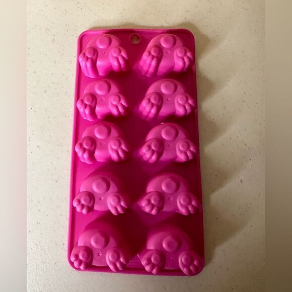 Three silicone Easter baking molds - Picture 2 of 5